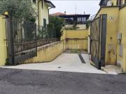 Box in vendita a Settimo Milanese