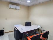 box médicos con baño privado, en el centro Castro