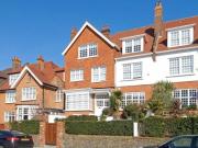 Bracknell Gardens, Hampstead, London NW3, 4 bed flat to...
