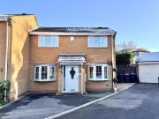 Bradgate Drive, Four Oaks, Sutton. 3 bed semi detached...