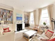 Bramham Gardens, Kensington SW5, 2 bedroom flat to rent...