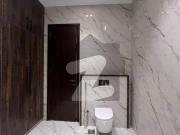 Brand New 05 Marla Elegant And Fully Maintained Super...