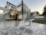 Brand New 10 Bedrooms Swimming Pool Basement 1000 Yards... Brand New 10 Bedrooms Swimming Pool Basement 1000 Yards...