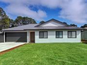 Brand New 170m2 home