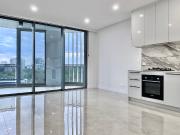 Brand NEW 1 Bedroom Apartment with LARGE Study Room &...