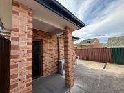 Brand New 2 Bedroom Granny Flat !