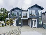 Brand New 3 Bd/2 Bt Half Duplex W/no Strata Fees, Pet...