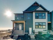 Brand New 3 Bed | 2.5 Bath Main Floor Rental in...