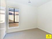 Brand new, 3 bedroom house, 2 bathroom available for lease!