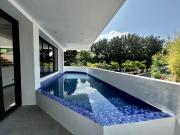 Brand New 3 Storey 5 Bedroom House FOR SALE McKinley...