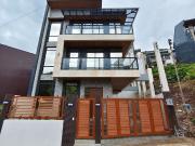 Brand New 3 Storey House in Baguio for sale