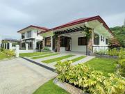 Brand New 3 Storey House with Golf View for Sale in Sun...