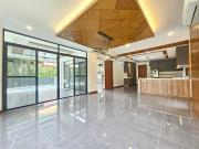 Brand New 3 Storey House with Pool & Lanai For Sale...