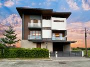 Brand new 3 Storey House with Swimming Pool in Alabang West