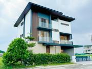 Brand New 3 Storey Single House with swimming pool For...