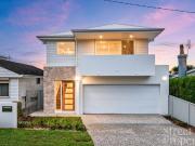 Brand new 4 bed home + 2 bed studio & secure parking for...