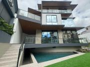 Brand New 5BR 3 Storey House and Lot for Sale in Taguig...