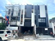 Elegant Elegant Townhouse for sale in UP Village near...