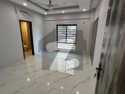 Brand New Apartment Rainbow Twin Tower 2 Bed DD Lift Car...