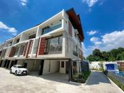 Brand New Corner 3 Car Garage Townhouse Unit near New...