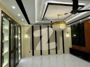 Brand new corner house for sale paragon city