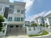 Brand New Corner Unit 3 Storey Superlink Tmn Puncak...