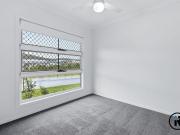 Brand New Family Home with Moderen Living in White Rock