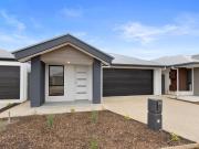 Brand new home in fast growing development Open...