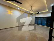 Brand new house 888 sq yards Triple storey, 7 bedrooms...