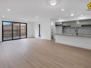 BRAND NEW HOUSE | Close to Tarneit Station, Shopping...