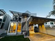 Brand New House For Sale In E7 On Most Prime Location