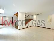 Brand New House with Elevator for Sale in Valle Verde,...