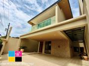 Brand new House with Swimming Pool for Sale in Banilad...