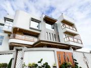 Brand New Impressive Majestic Modern House and Lot with...