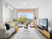 Brand New Luxurious 1 Bedroom + Study