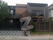 Brand New Luxury 6 Bedroom House For Sale In Valencia...