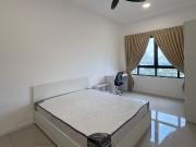 Brand New Master Bedroom @ Savvy Riana Dutamas,...