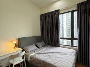 BRAND NEW Middle Room for 2 PAX with A/C ❄️@ The Petalz