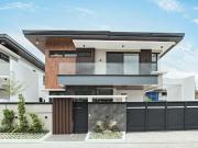 Brand New Modern 2 storey Home in Tahanan Village,...