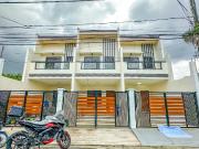 Brand New Modern 2 Storey Townhouse in Pilar Village Las...