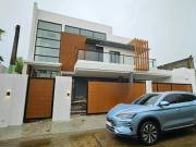 Brand New Modern 5 Bedroom With Lap Pool In BF Homes...