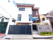 Brand New Modern Design Three 3 Storey Single Attached...