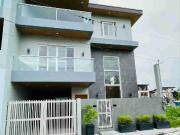 Brand New Modern House and Lot For Sale in Greenwoods...