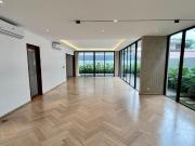 Brand New Modern House for Sale in White Plains...