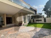 Brand New Modern House Is For RENT