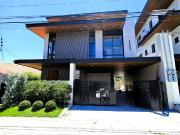 BRAND NEW MODERN SEMI FURNISHED SINGLE DETACHED HOUSE...