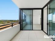 Brand New One Bedroom + Study Home