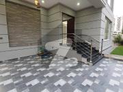 Brand New Precinct 4 Near Olives Park 6 Bed Villa With...