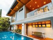 Brand New Premium 5 bedroom House in Capitol Homes, QC...