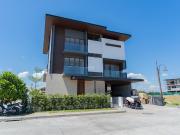 Brand New Resort Type House and Lot in Alabang West...